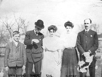 Family Portrait, 314 Pleasant St., 1907