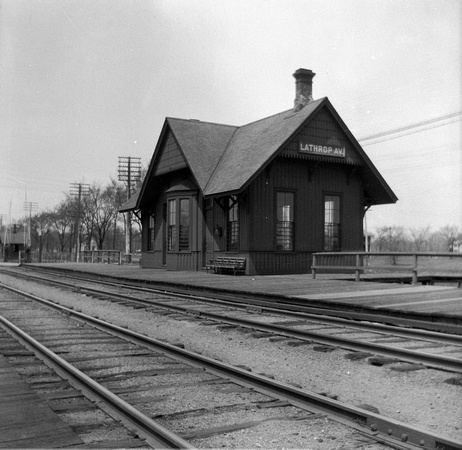 Lathrop Ave. station of the Chicago & Northwestern Railroad, River Forest, c. 1903