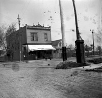 H. M. Newcomb Grocery, Ridgeland & Chicago Ave., 1903